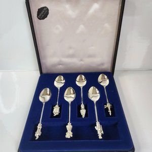 Vintage EXQUISITE Silver Plate Souvenir Collector Spoon Set